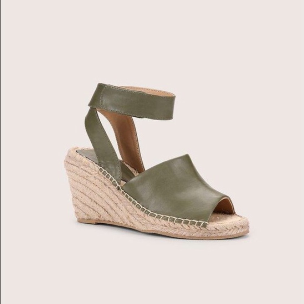 Loft Espadrille Wedge in Olive, size 8